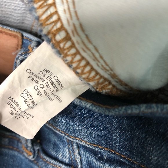 Madewell High Rise Skinny Destructed Crop Jeans - Picture 9 of 10